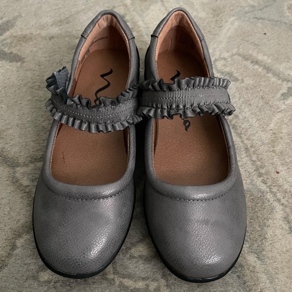 Nina Kids MaryJanes EUC size 13